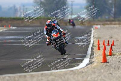 media/Sep-20-2025-TrackDaz (Sat) [[27f0cde673]]/A Group/2pm (Turn 9)/